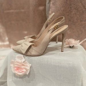 Aldo blush pumps